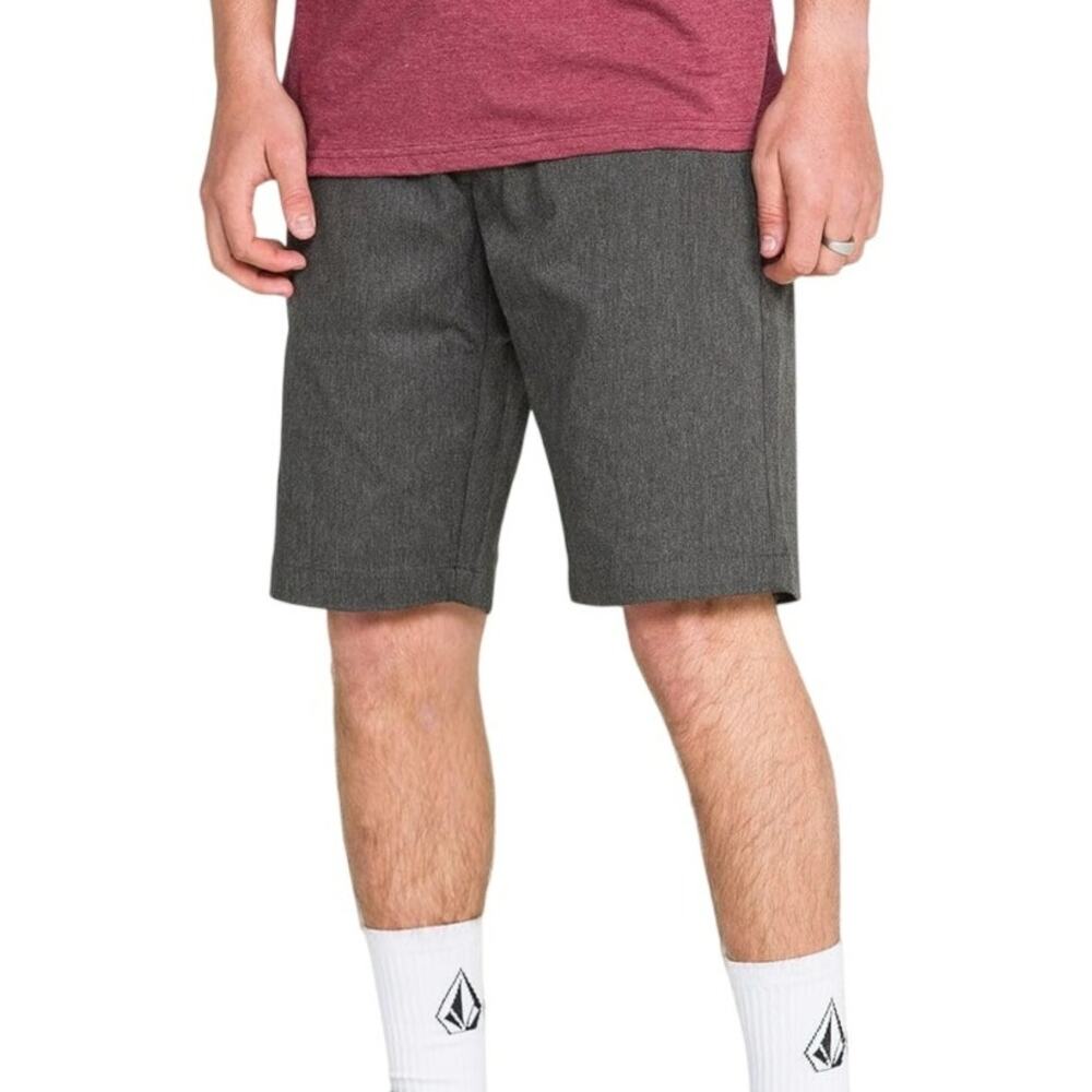 Volcom Men's Vmonty Stretch Chino Short Charcoal Heather Size 31 NEW 22" Outseam